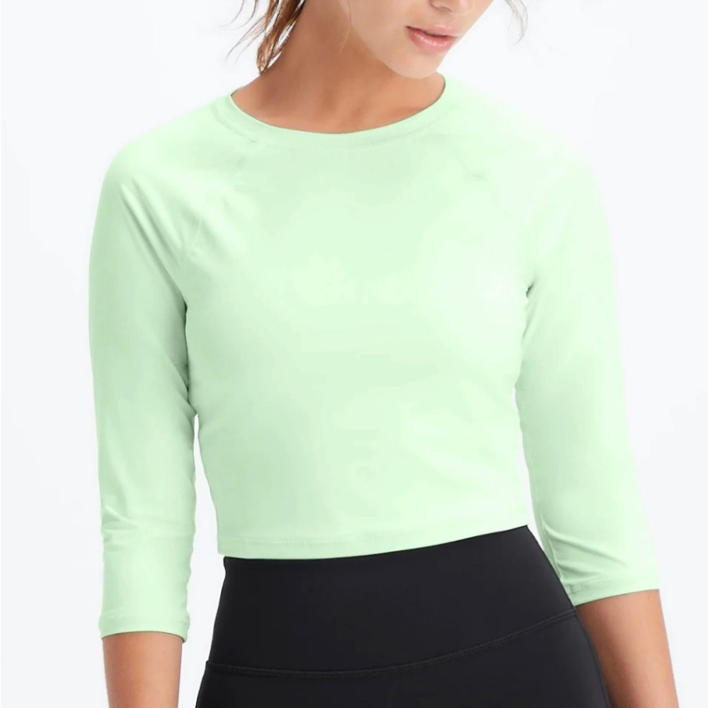 Pastel green fabletics half sleeve athletic top